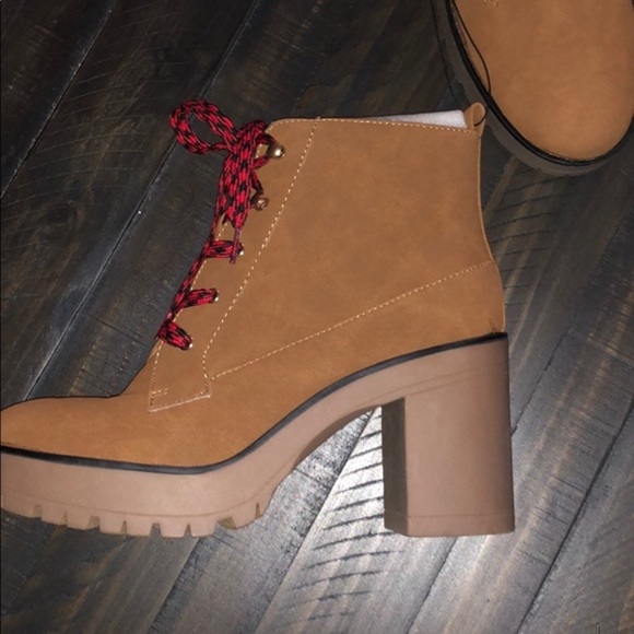 Forever 21 heeled boots ! Multiple Sz! 🔥🔥NWT - Picture 2 of 5